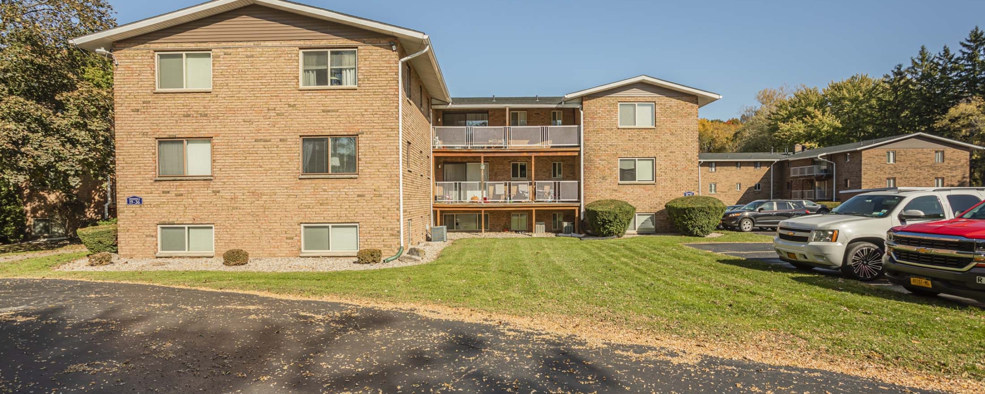 Penfield Skyline Apartments Alloco Real Estate